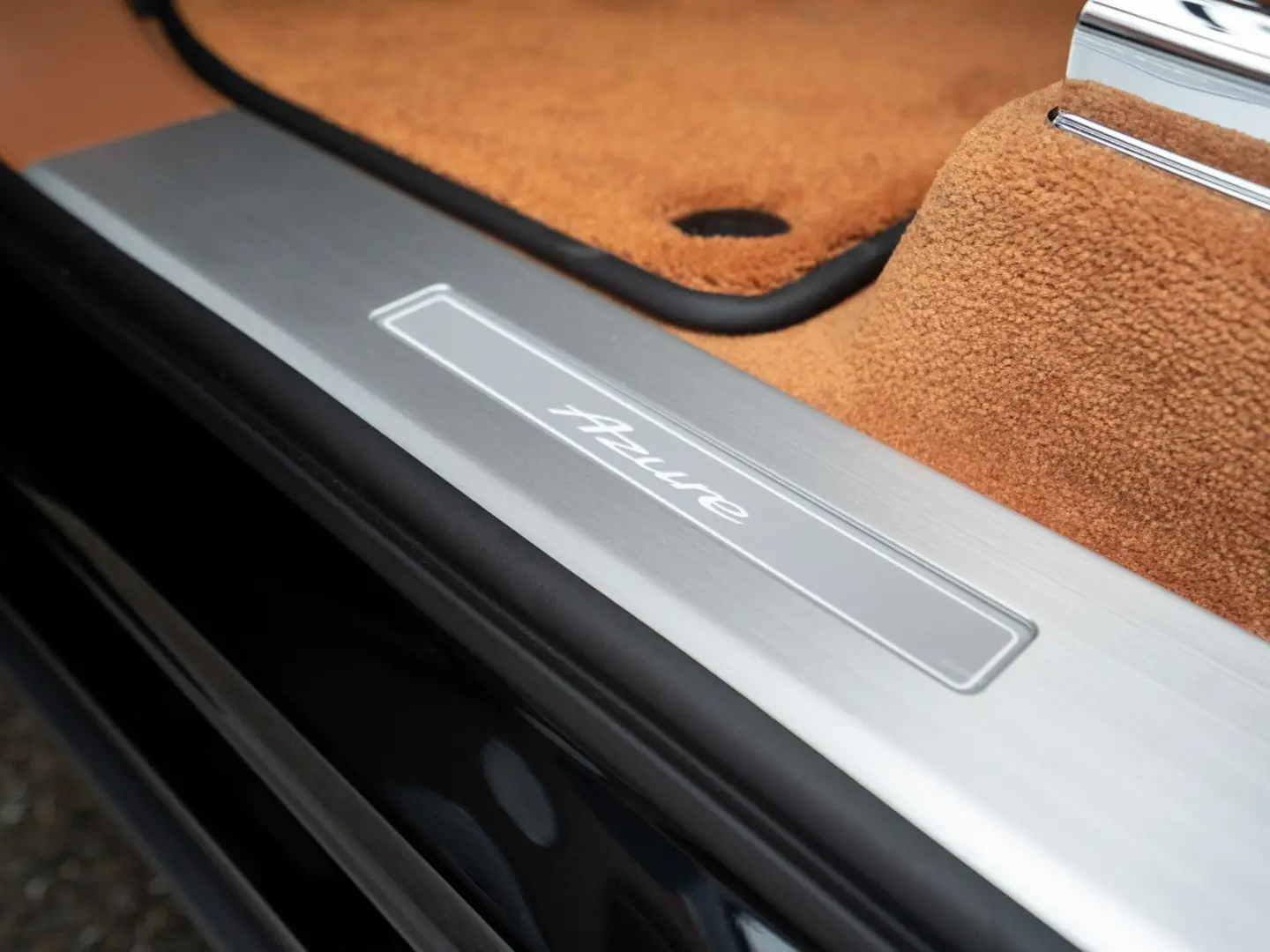 Bentayga Azure V8