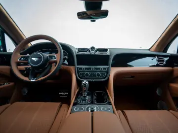 Bentayga Azure V8