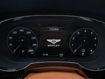 Bentayga Azure V8