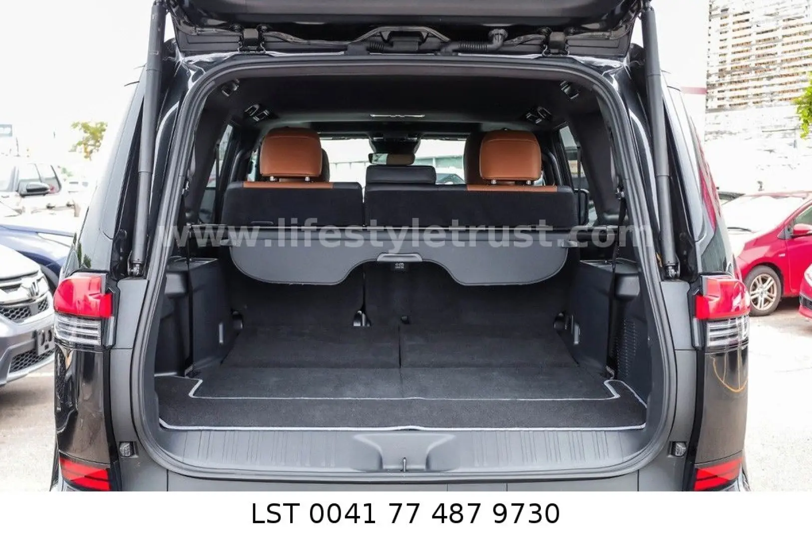 GX 550 Premium 3.4V6  Automatik AWD- T1 € 72.900