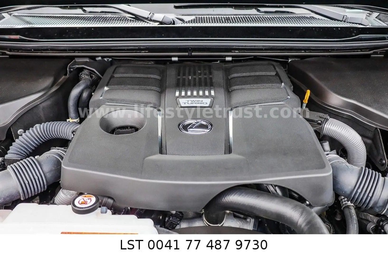 GX 550 Premium 3.4V6  Automatik AWD- T1 € 72.900