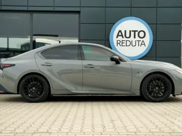 IS 500 F Sport Performance