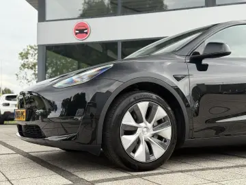 Model Y Long Range AWD Dual | Autopilot | Panora