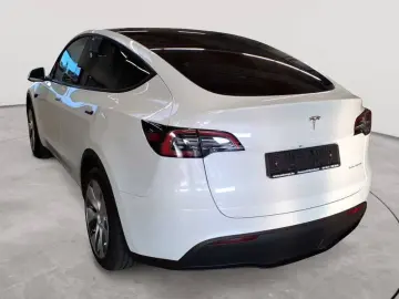 Model Y Long Range Dual Motor AWD