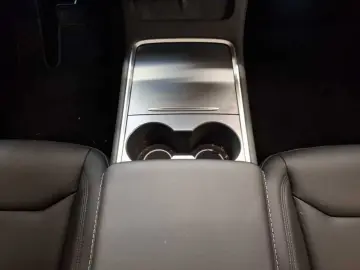 Model Y Long Range Dual Motor AWD