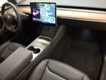 Model Y Long Range Dual Motor AWD