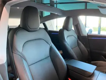Model 3 AWD Long Range Dual Highland Sbel LED