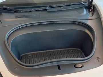 Model 3 AWD Long Range Dual Highland Sbel LED