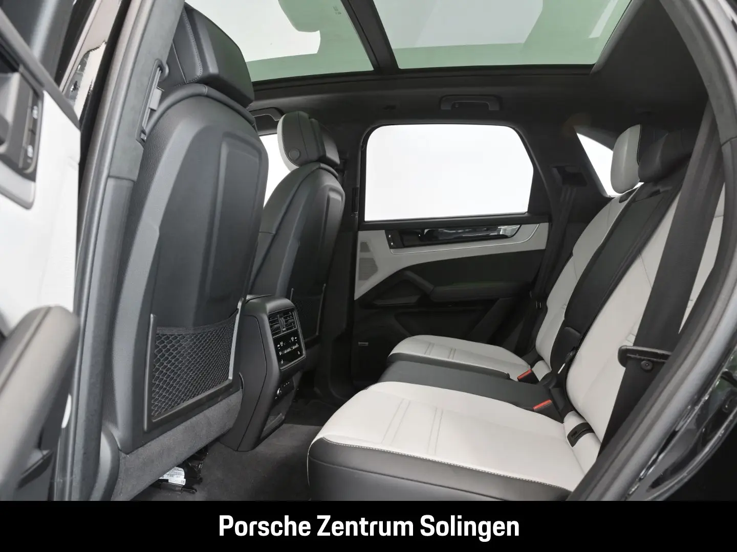 Cayenne S E-Hybrid Panoramadach Beifahrer Bose H