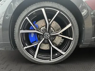 Arteon R SB 4M 2.0 TSI*DSG*MATRIX*IQ.D*360°*ACC