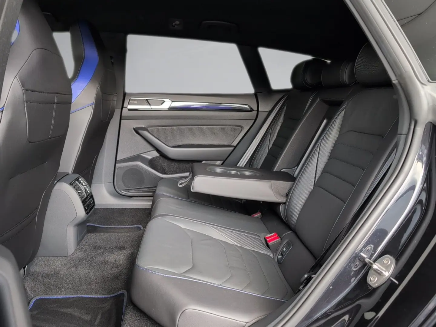 Arteon 2.0 TSI 4M R Shooting 20