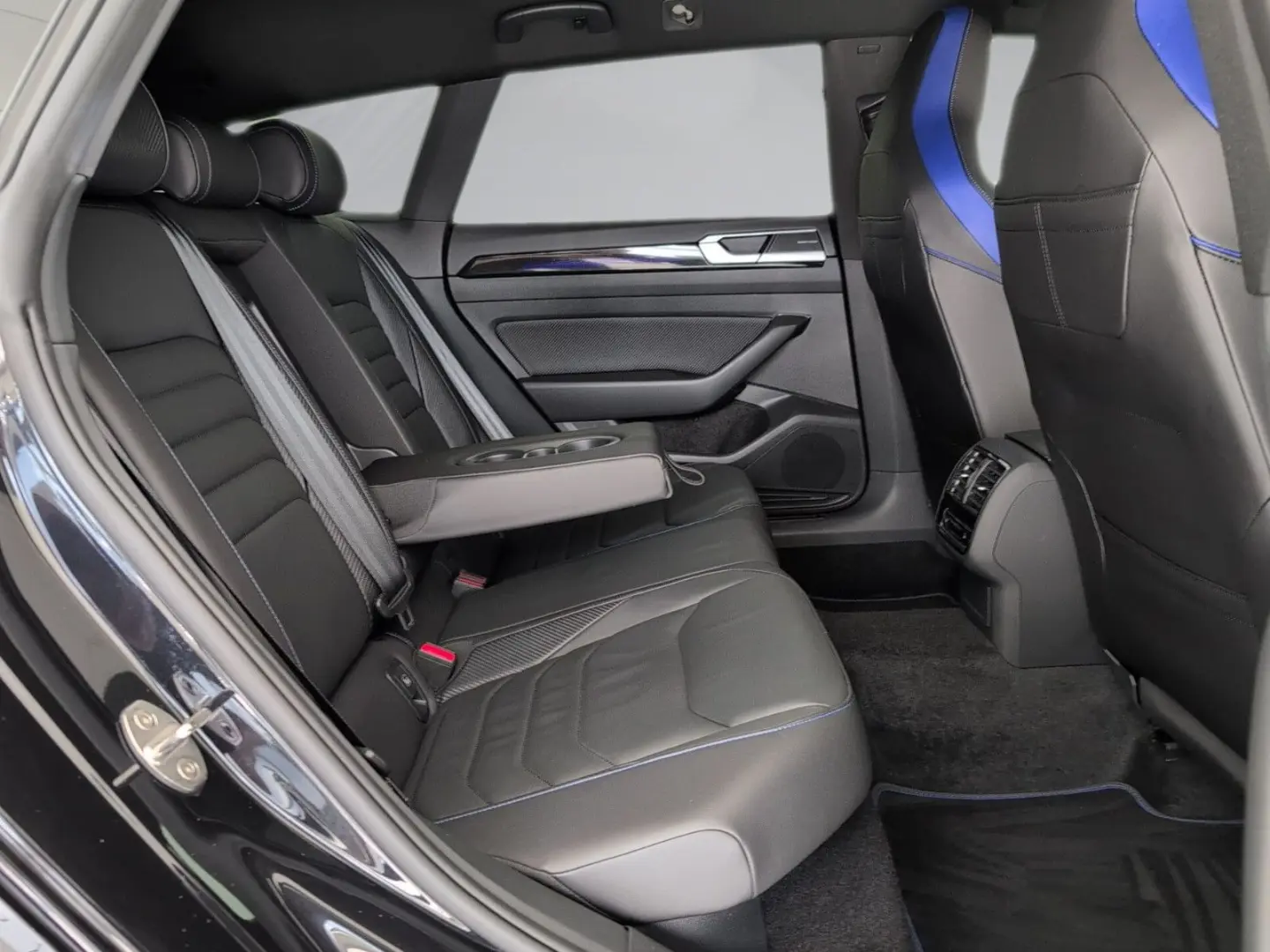 Arteon 2.0 TSI 4M R Shooting 20
