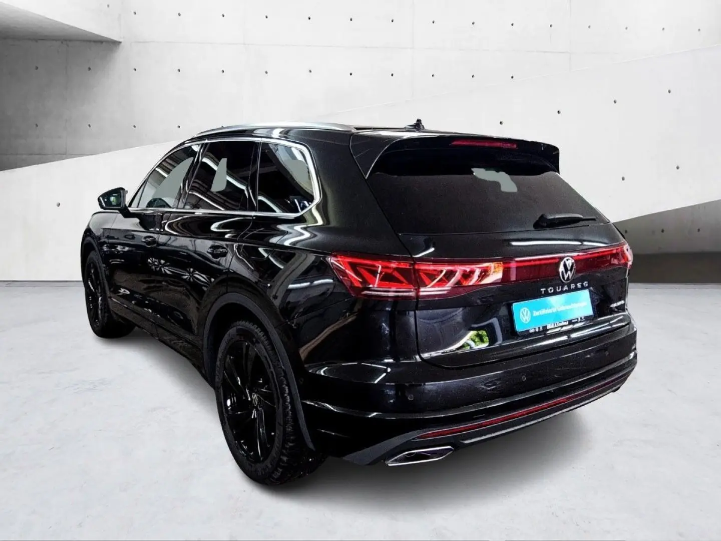 Touareg Elegance 3.0 eHybrid IQ LUFT PANO 360°