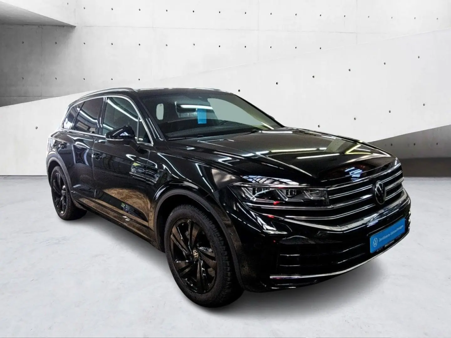 Touareg Elegance 3.0 eHybrid IQ LUFT PANO 360°