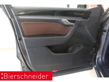 Touareg 3.0 TSI 2x R-Line 20 PANO AHK STAND