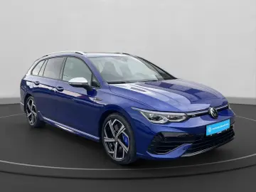 Golf VIII Variant R 2.0 TSI OPF 4Motion +DSG+LED