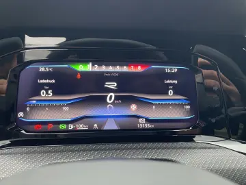 Golf VIII Variant R 2.0 TSI OPF 4Motion +DSG+LED