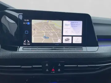 Golf VIII Variant R 2.0 TSI OPF 4Motion +DSG+LED