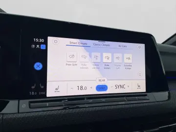 Golf VIII Variant R 2.0 TSI OPF 4Motion +DSG+LED