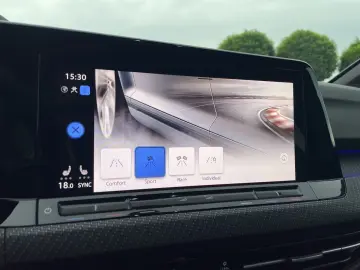 Golf VIII Variant R 2.0 TSI OPF 4Motion +DSG+LED