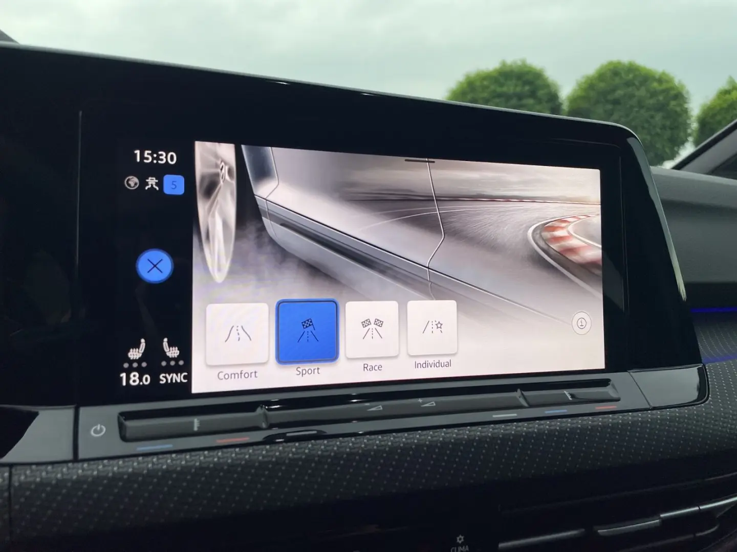 Golf VIII Variant R 2.0 TSI OPF 4Motion +DSG+LED