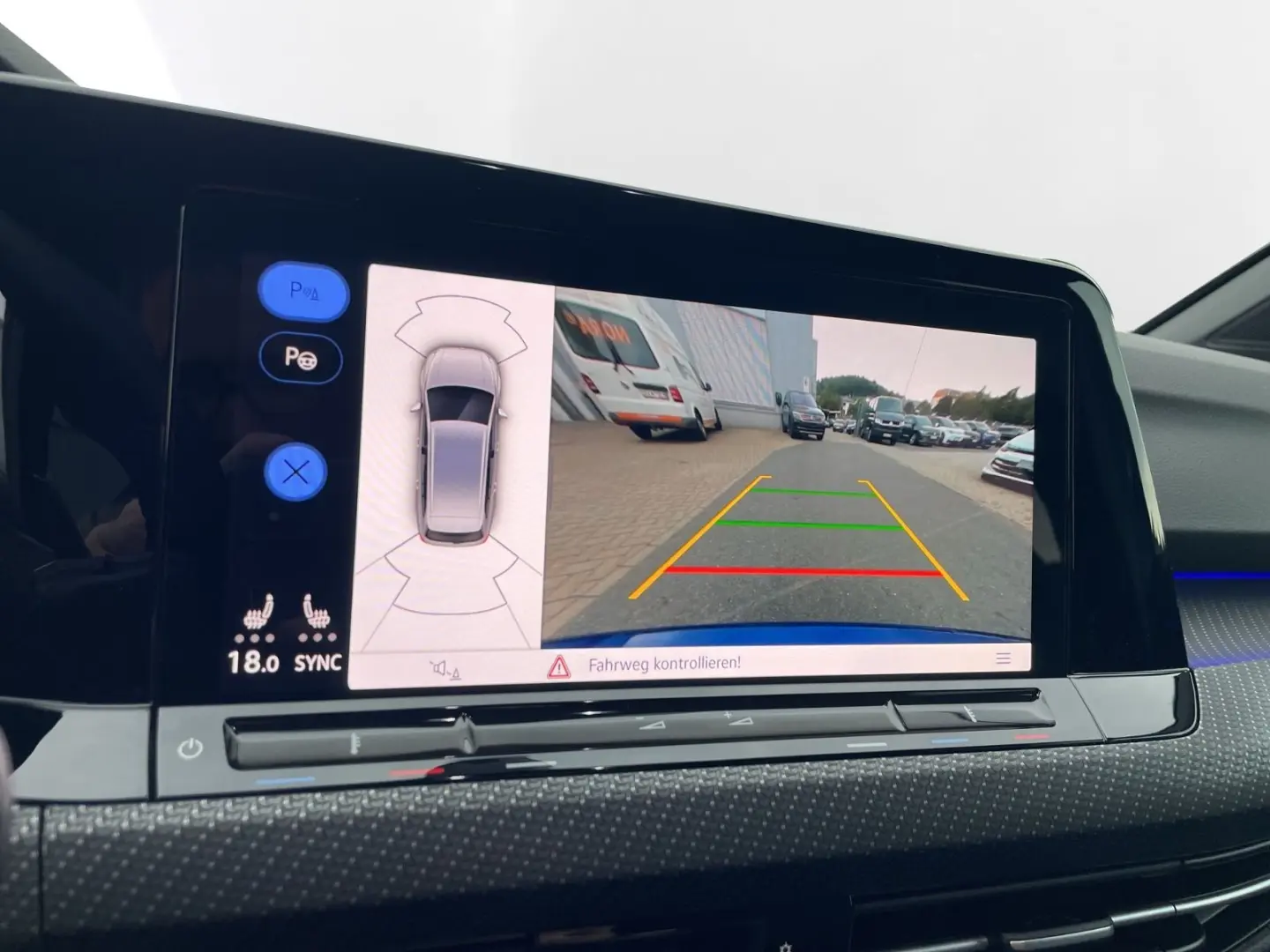 Golf VIII Variant R 2.0 TSI OPF 4Motion +DSG+LED