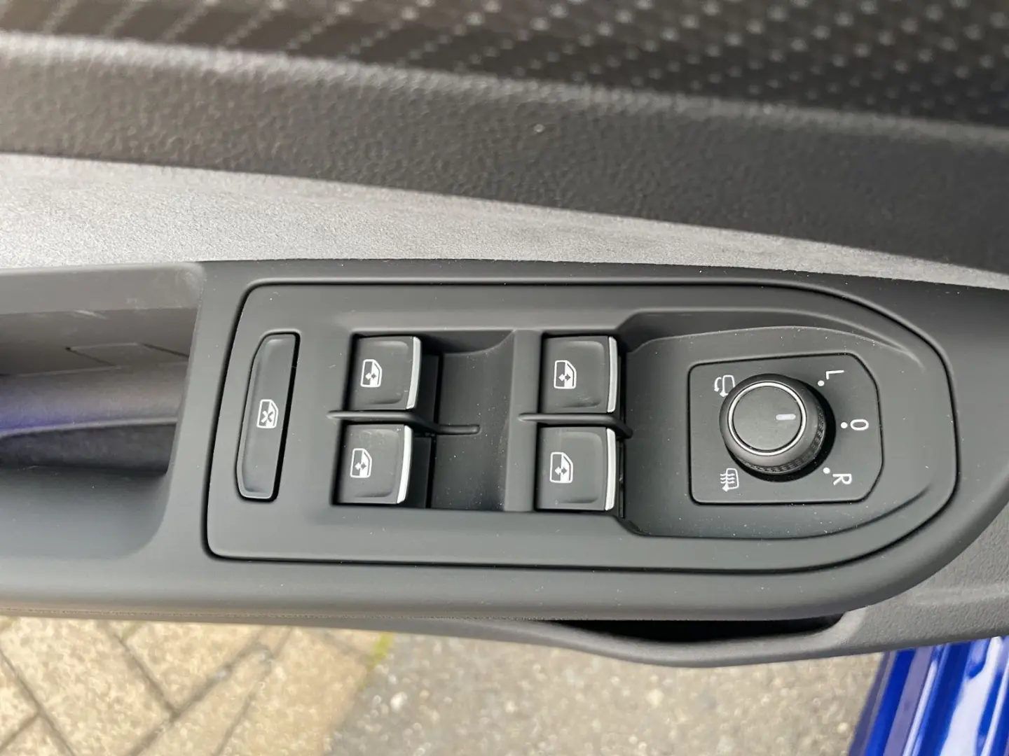 Golf VIII Variant R 2.0 TSI OPF 4Motion +DSG+LED