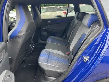 Golf VIII Variant R 2.0 TSI OPF 4Motion +DSG+LED