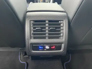 Golf VIII Variant R 2.0 TSI OPF 4Motion +DSG+LED