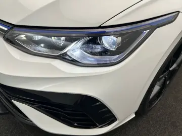 Golf R 2.0 TSI DSG*Matrix*Navi*KAM*ACC*Memory*