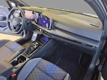 Golf VIII 2.0 TSI R 4Motion Navi ACC Virt LED SH