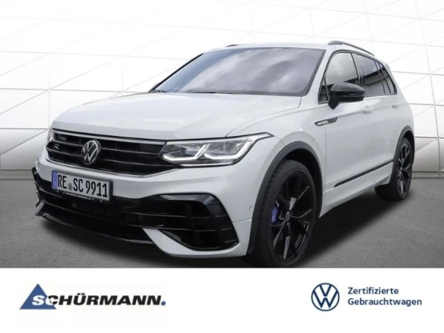 Tiguan R BLACKSTYLE 4M DSG HEADUP AHK DCC MATRIX