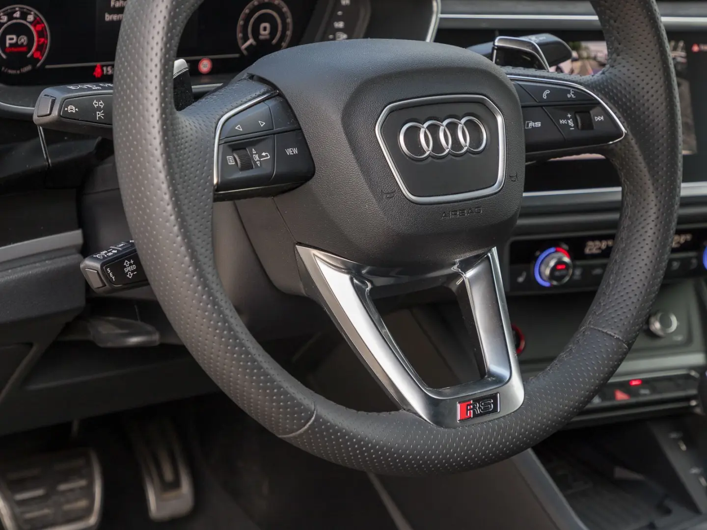 RS Q3 2.5 TFSI Q OPS+ MATRIX RS-AGA KAMERA