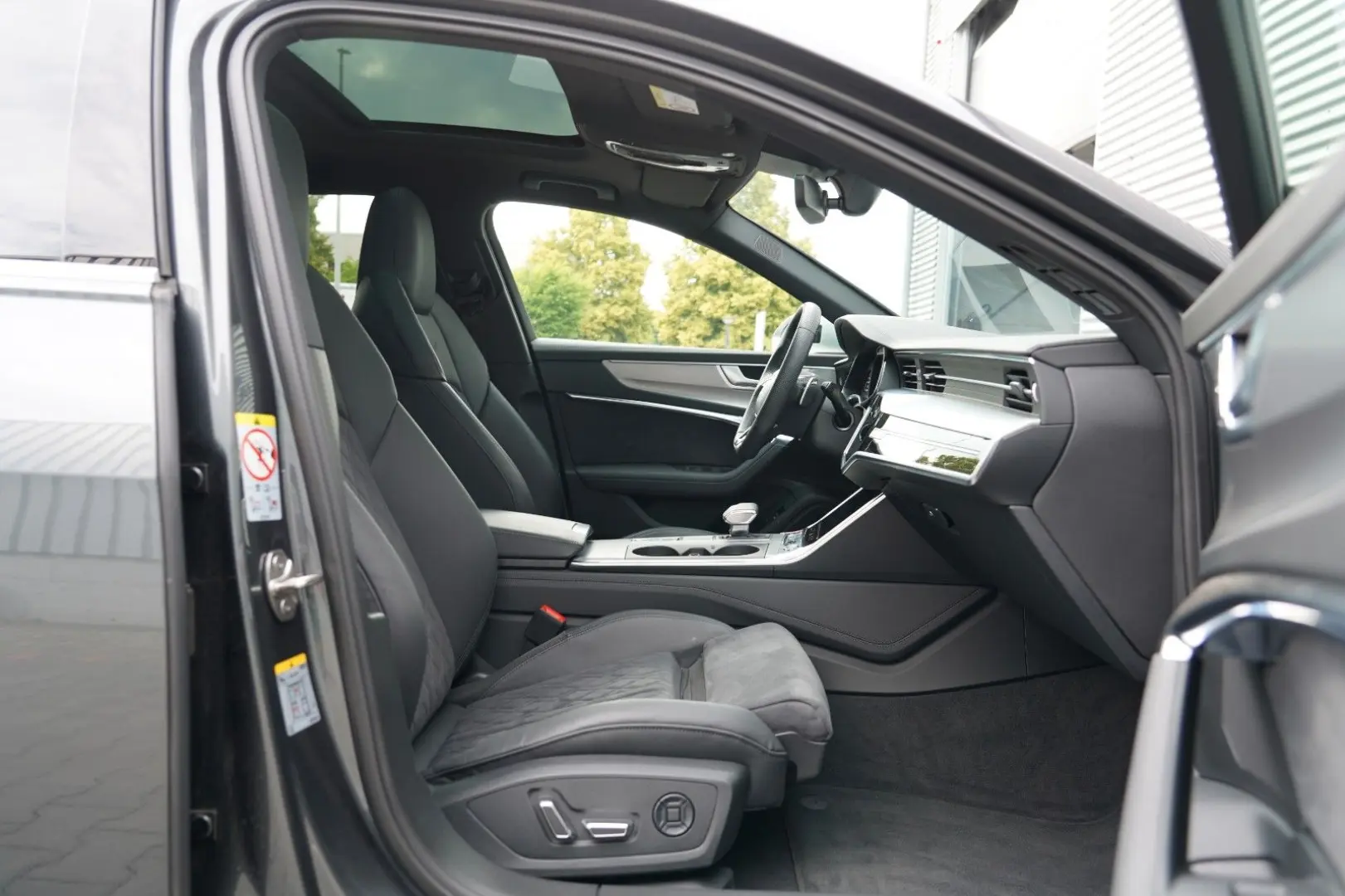 RS6 Avant 4.0TFSI quattro DYNAMIK PANO AHK 360