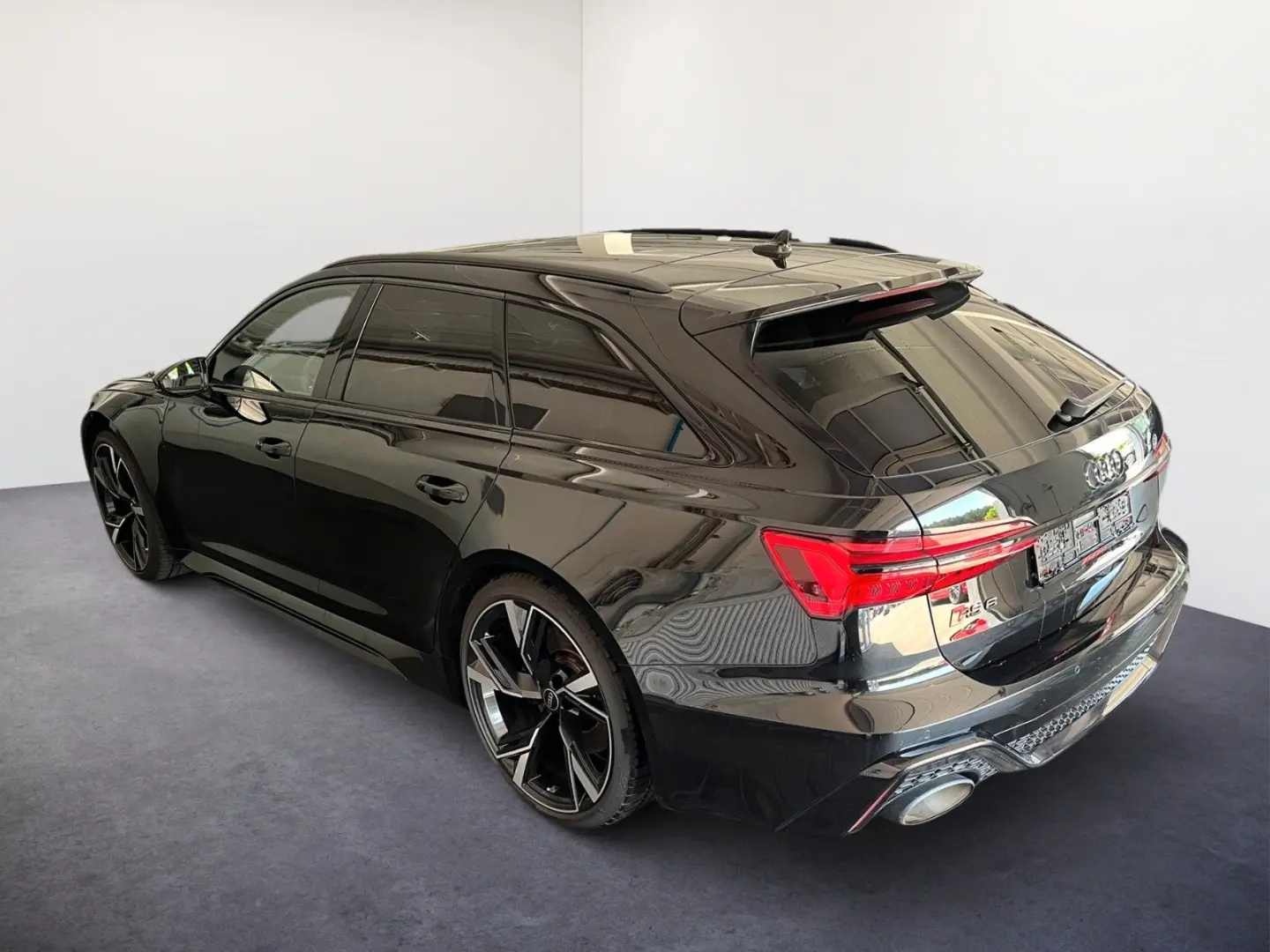 RS6 Avant 4.0 TFSI quattro/PANO-DA/B&O/LEDER/22Z