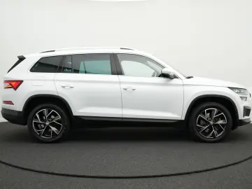 Kodiaq Style 2.0 TSI DSG 4x4 *ACC*StdHz*PANO*19*