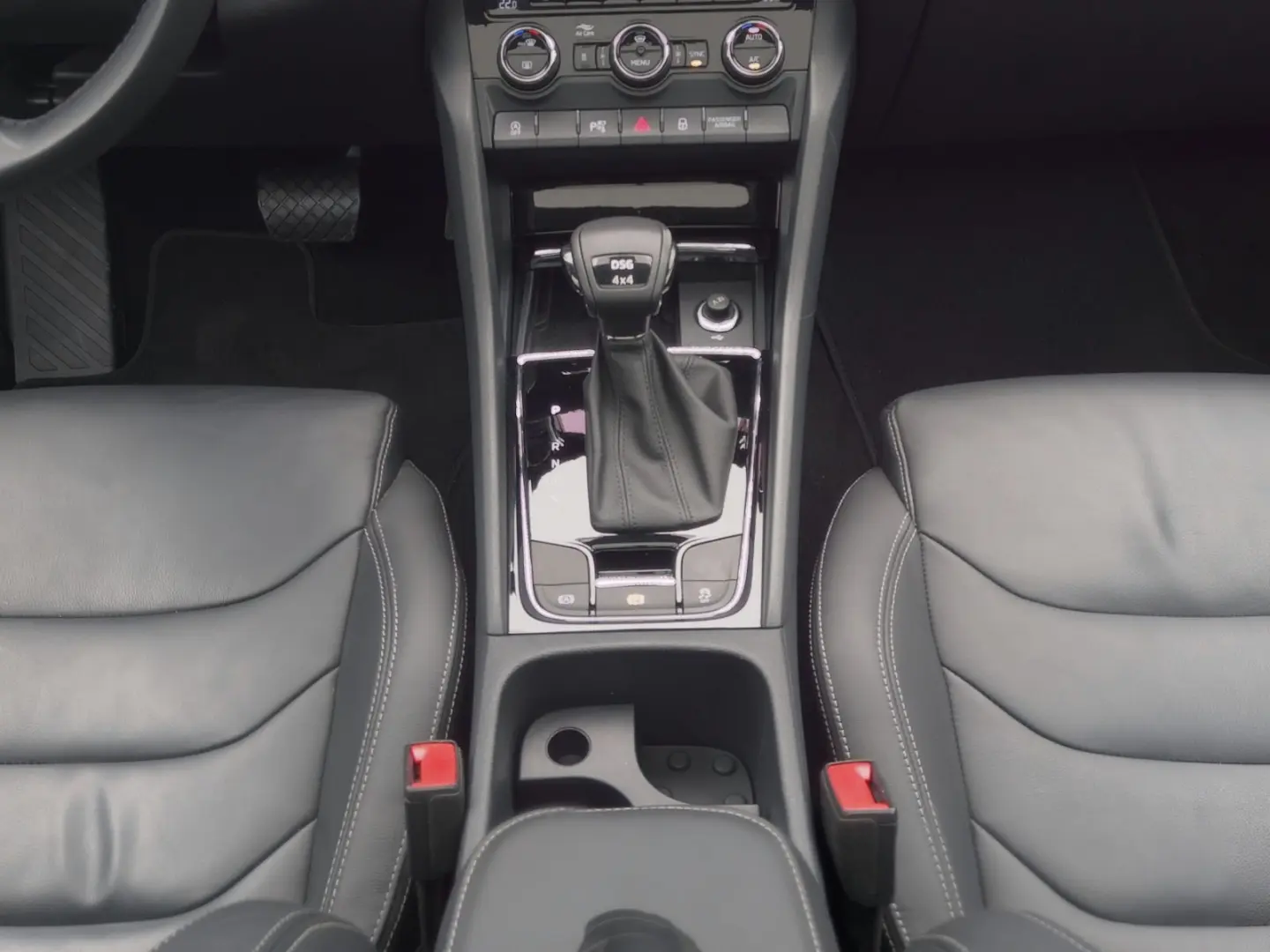 Kodiaq Style 2.0 TSI DSG 4x4 *ACC*StdHz*PANO*19*