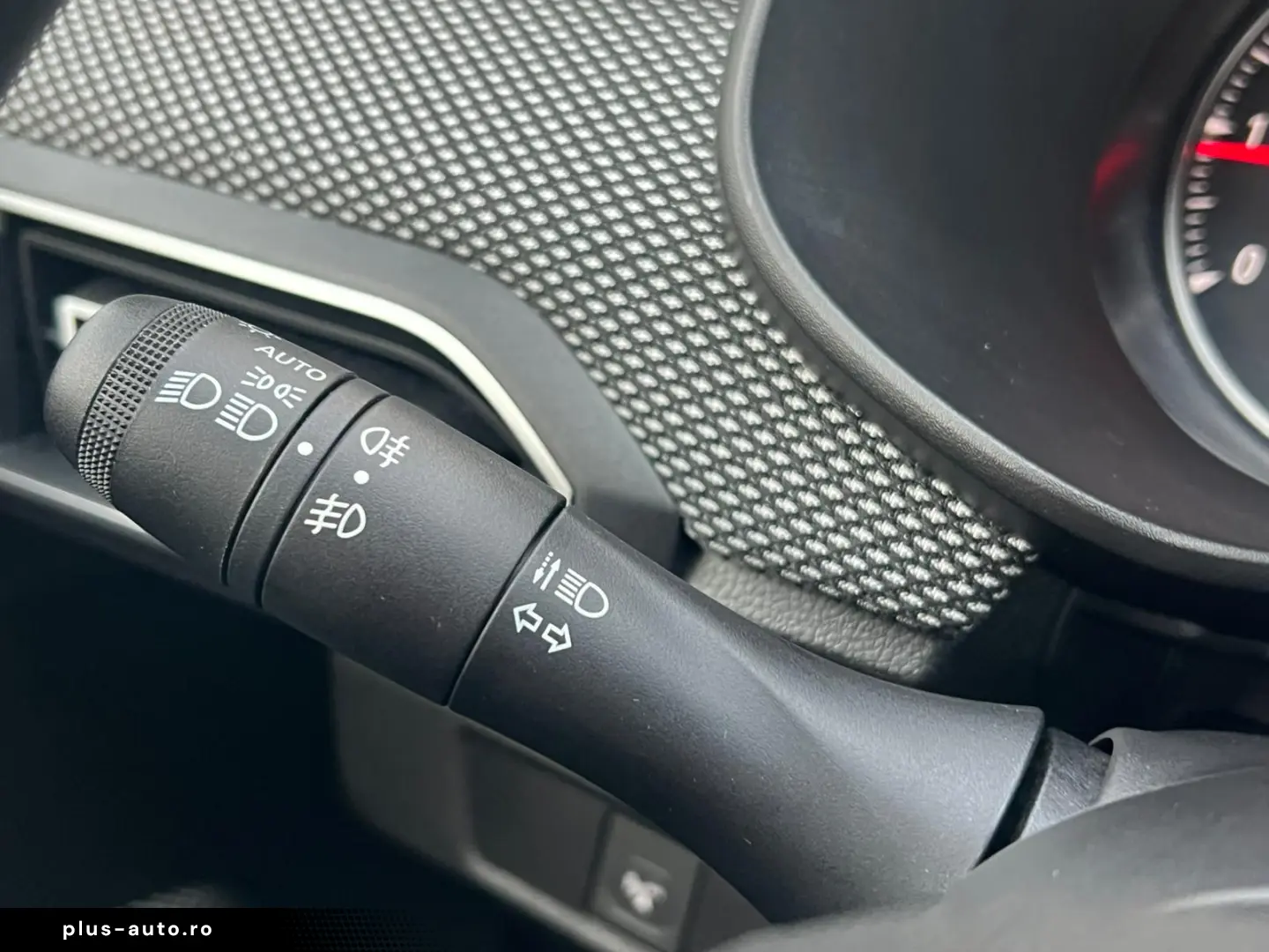 Dacia Logan Expression 1.0 TCE 90CP