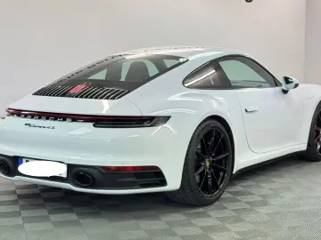911 Carrera 4 S