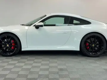 911 Carrera 4 S