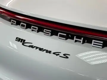 911 Carrera 4 S