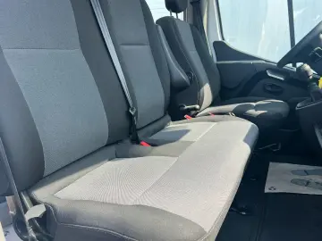 Renault Master L3H2 Cabina Dubla 7 locuri 2.3 dCi 135 CP