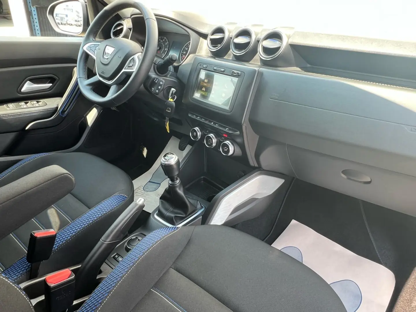 Dacia Duster SL BlueLine 1.5dCi 115CP 4WD