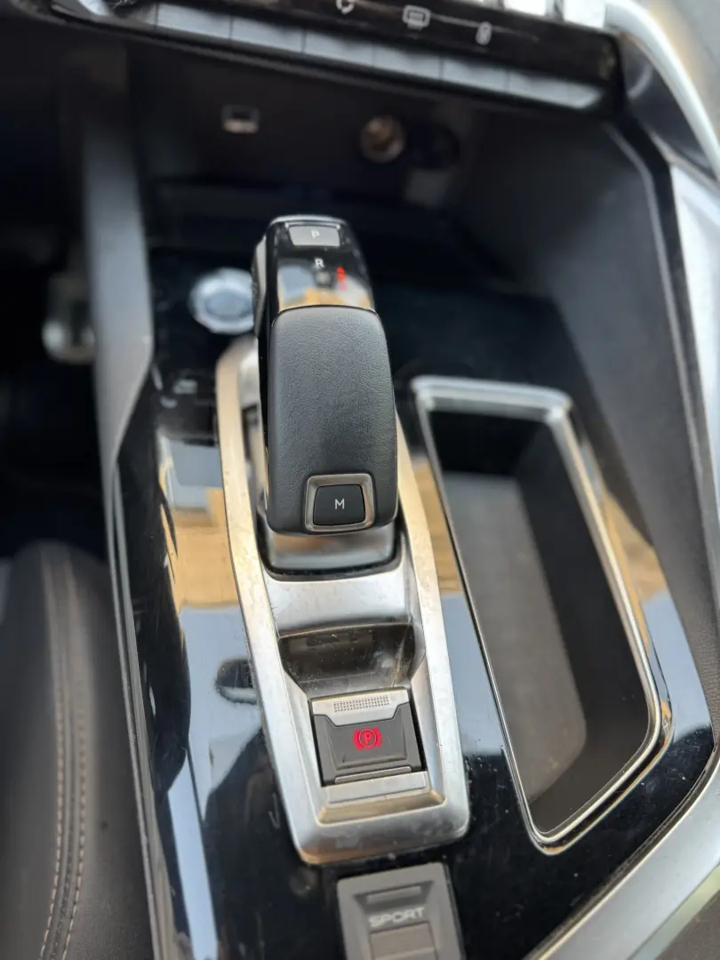 2019 Peugeot 3008 1.5 BLUEHDI GT LINE S&S EAT8 130 CP