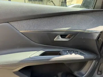2019 Peugeot 3008 1.5 BLUEHDI GT LINE S&S EAT8 130 CP