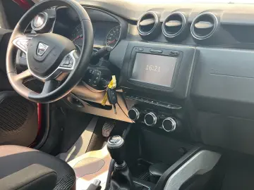 Dacia Duster SL Prestige 1.5dCi 115CP 4WD