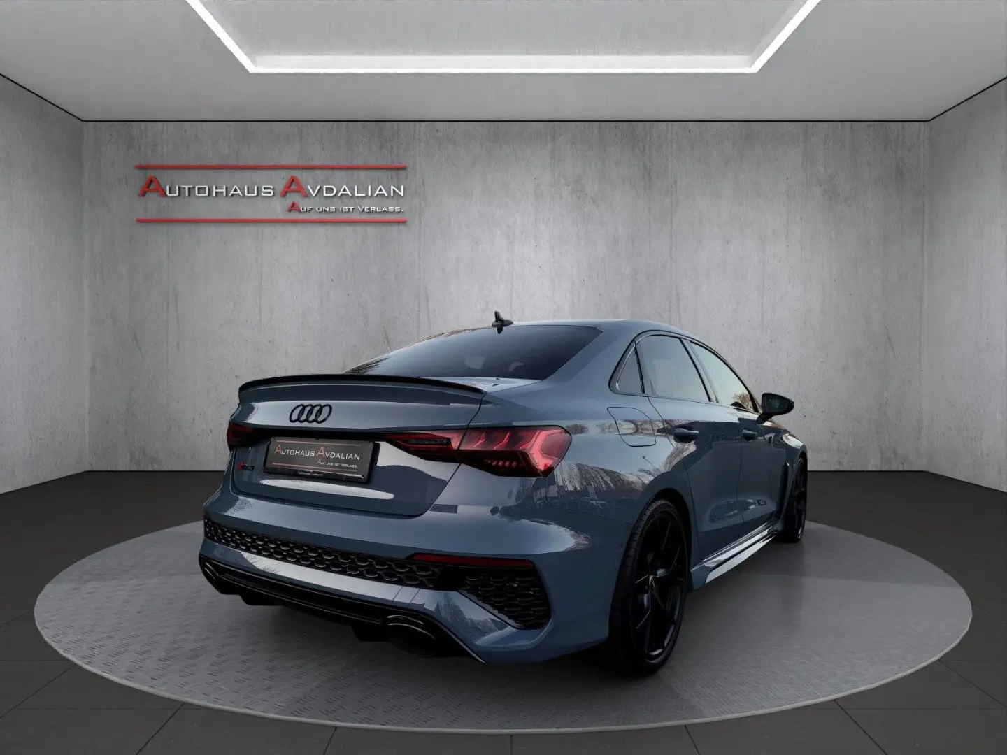 RS3 Lim. 2.5 TFSI qu. PANO|KERAMIK|CARBON|B&O