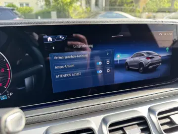 GLE 450 d Coupe*AMG*4M*PANO*HUD*BUR*DIS*360*3xTV