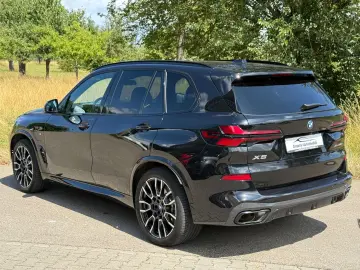X5 50 e xDrive M SportPro Luftfeder LED AHK 21