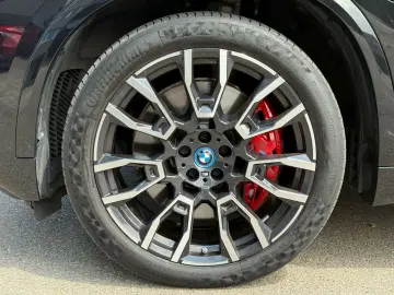 X5 50 e xDrive M SportPro Luftfeder LED AHK 21
